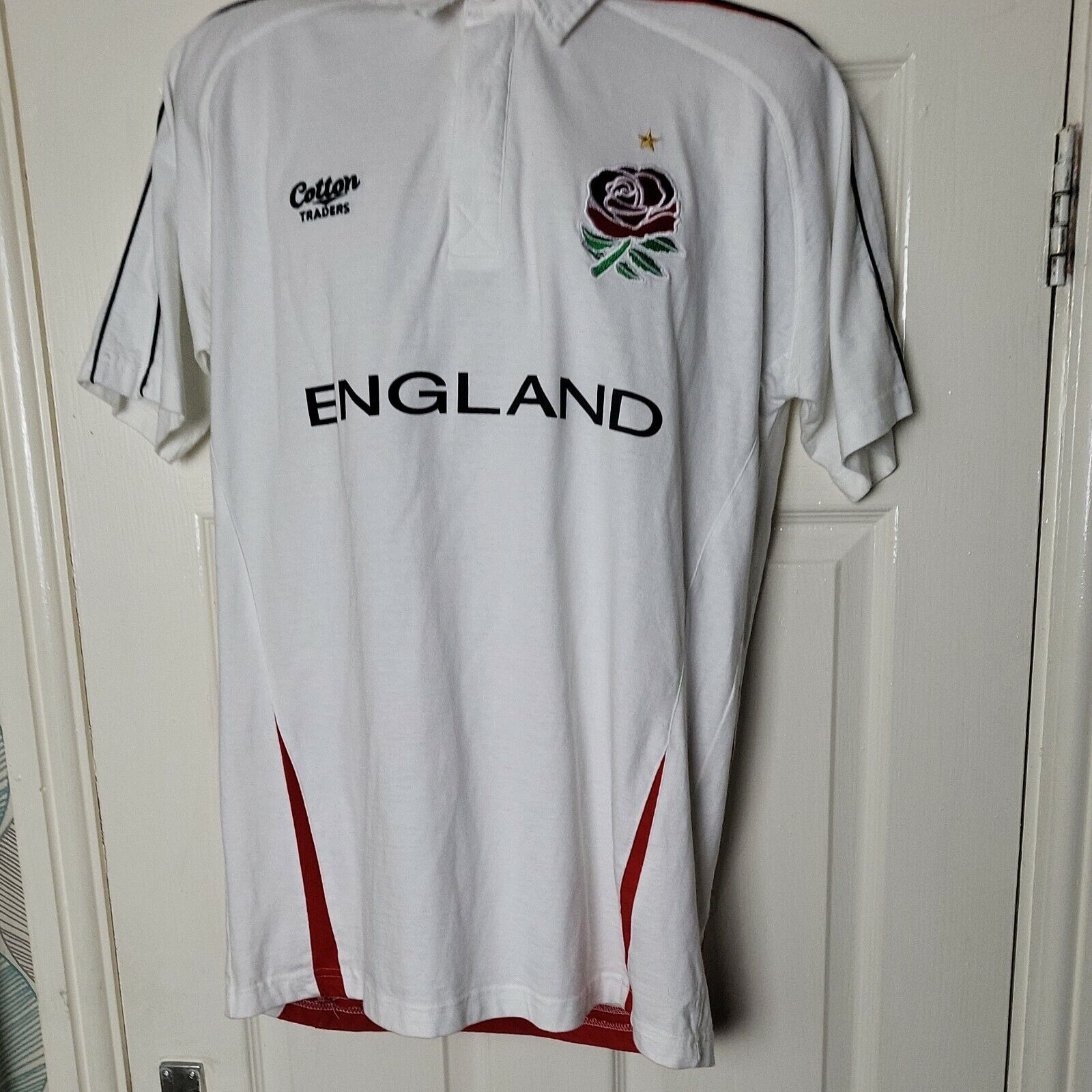 78abf8f8-c0ad-4165-b2eb-e0038e2dc307.jpg